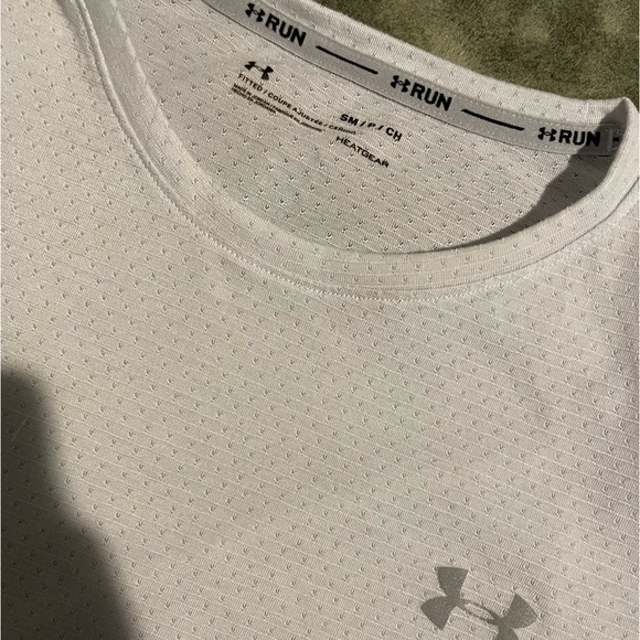 Under Armour Running shirt - Picture 2 of 2